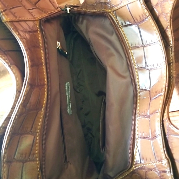 NEW LISTINGS!! Wilson's Leather Croc Embossed Bag - Picture 6 of 10